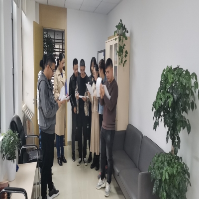绿叶园林公司开展卫生安全大检查