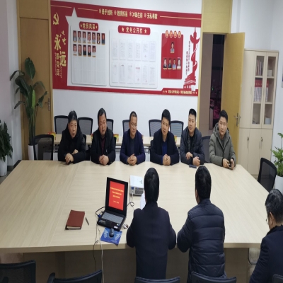 党建引领谋发展 村企共建促双赢