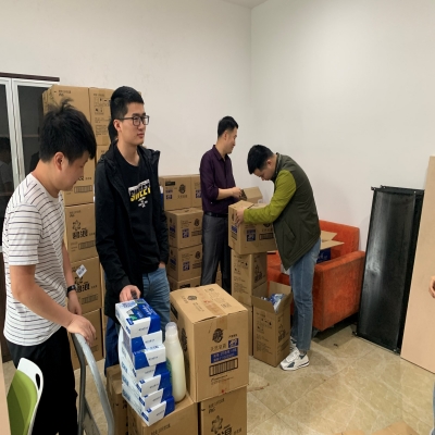“五一”劳动节,绿叶集团工会慰问全体员工