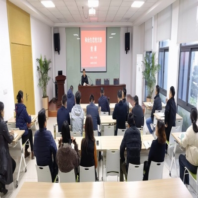 和合生态党支部在绿叶集团组织开展党课活动